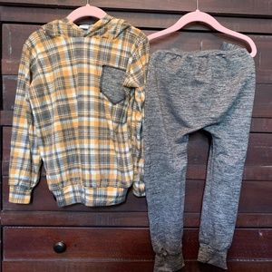 Boys 2-Piece Matching Outfit Size 4/5T